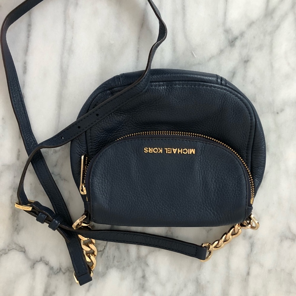 Michael Kors crossbody navy